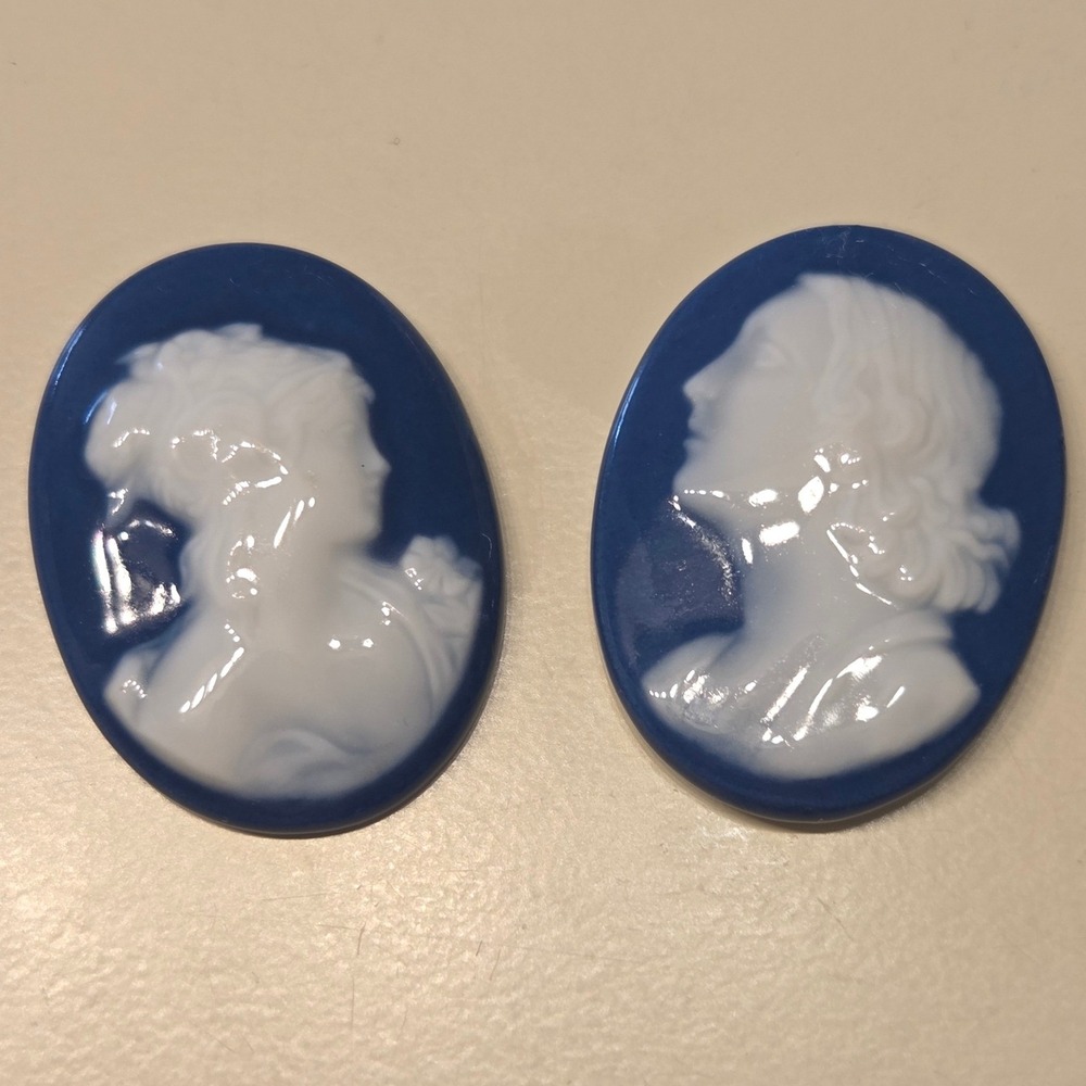 Vintage Limoges Signed China Pair Cameo Oval Blue White Portrait Pieces